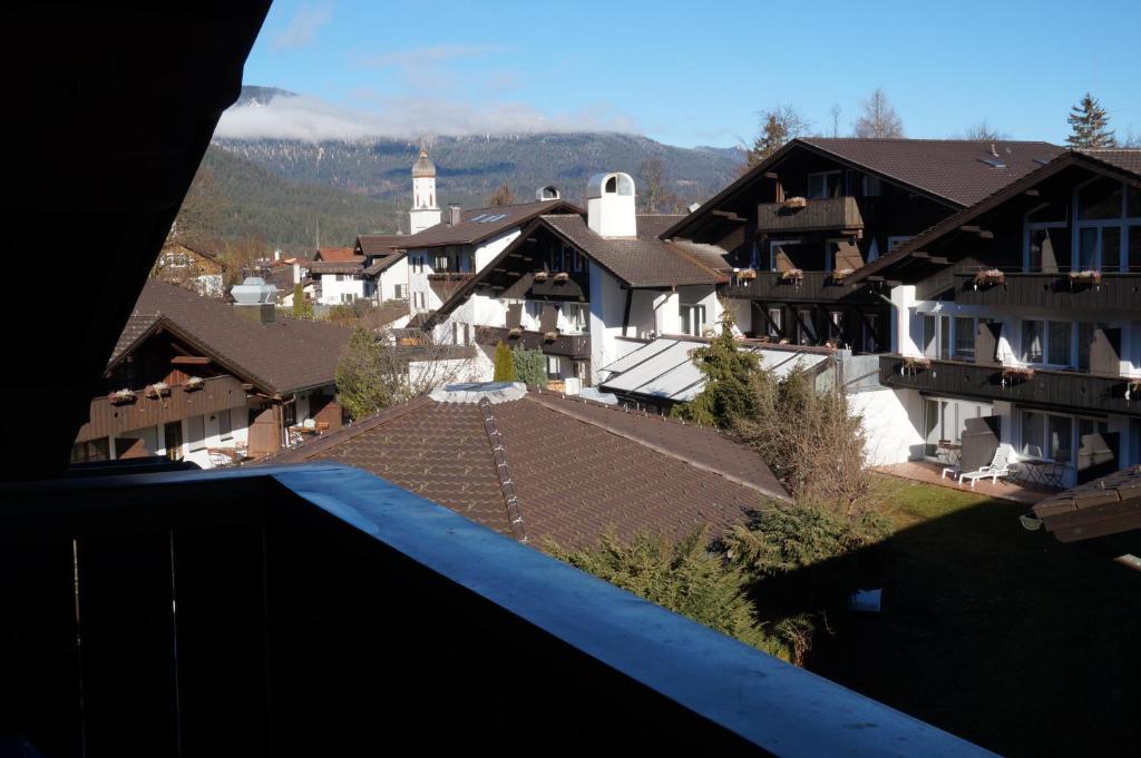 Gastehaus Brigitte Hotel Garmisch-Partenkirchen Bagian luar foto